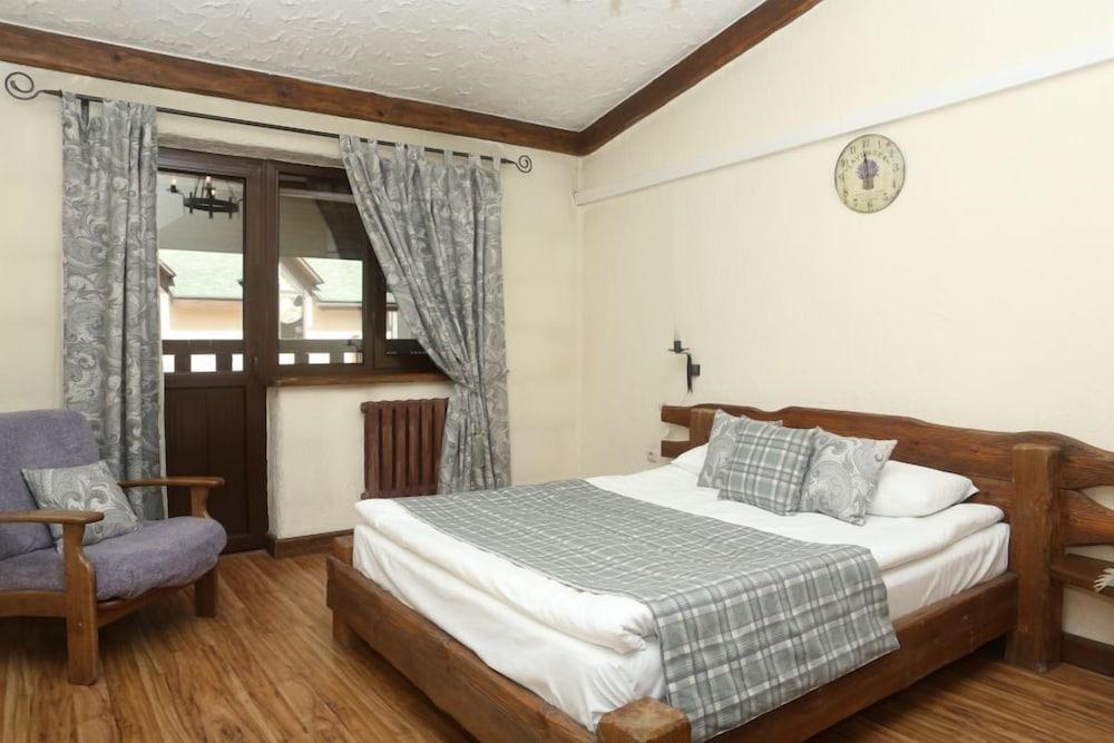 Saraishyq Hotel Almaty Quarto foto